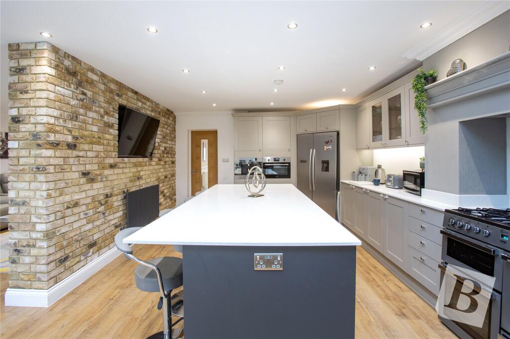 Additional property image - Hatch Road, Pilgrims Hatch, Brentwood, Essex, CM15