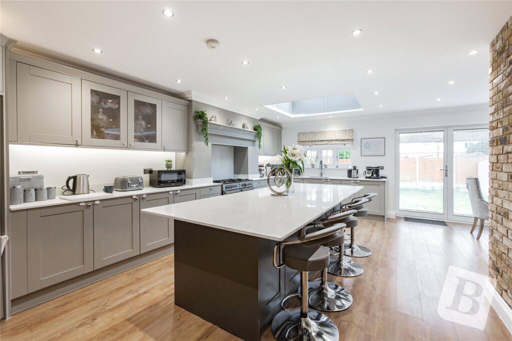 Additional property image - Hatch Road, Pilgrims Hatch, Brentwood, Essex, CM15