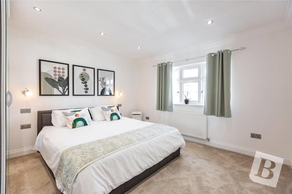 Additional property image - Hatch Road, Pilgrims Hatch, Brentwood, Essex, CM15