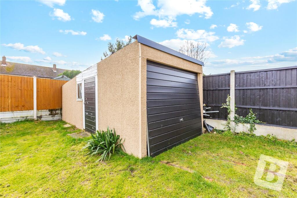 Additional property image - Hatch Road, Pilgrims Hatch, Brentwood, Essex, CM15
