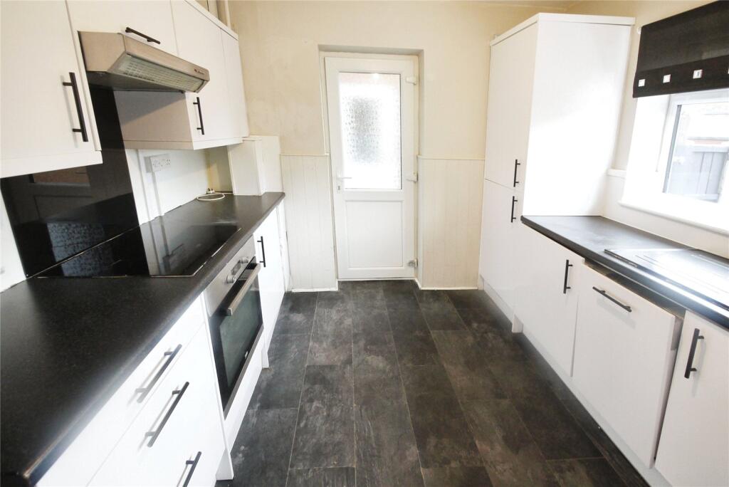 Additional property image - Wash Road, Hutton, Brentwood, Essex, CM13