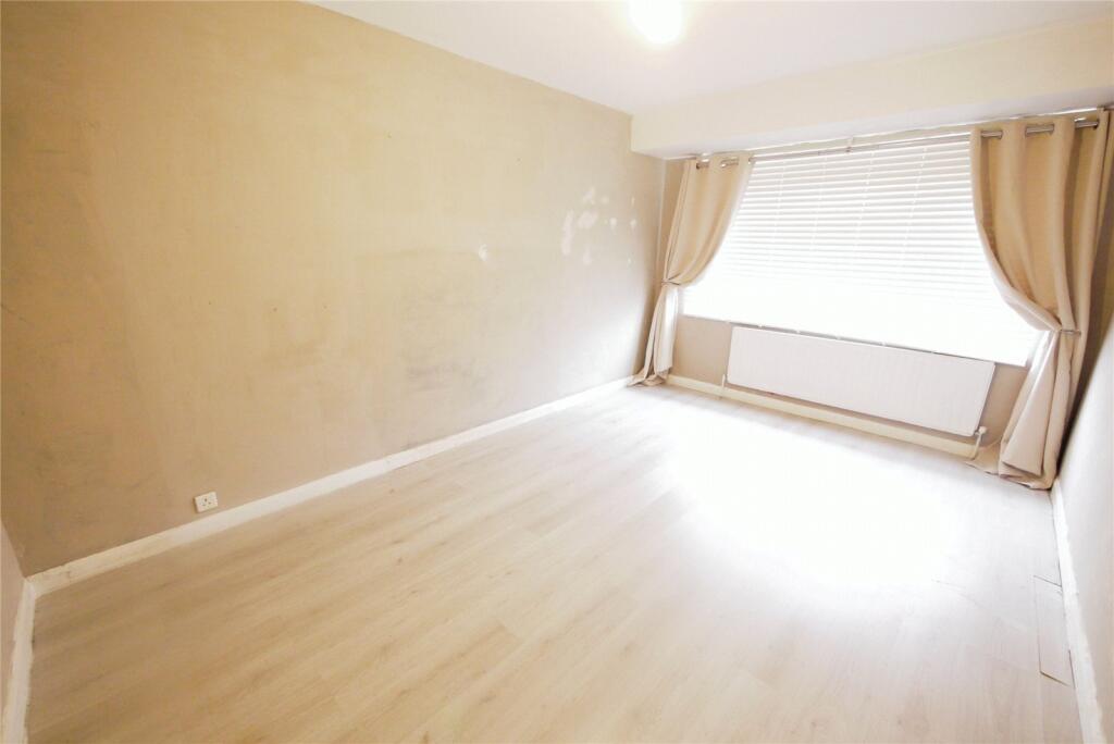 Additional property image - Wash Road, Hutton, Brentwood, Essex, CM13