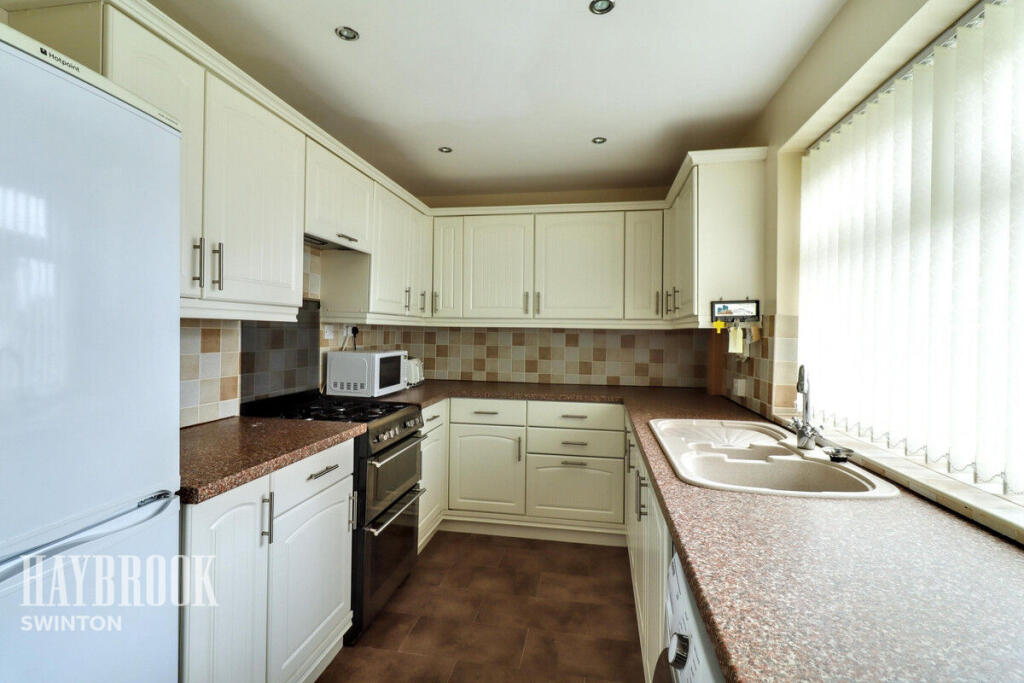Main image of property: Lindrick Close, Doncaster