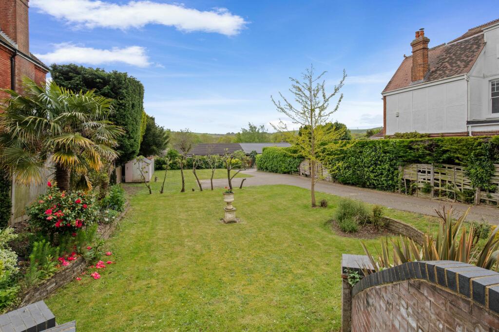 Additional property image - South Bank, Hassocks, West Sussex, BN6 8JP