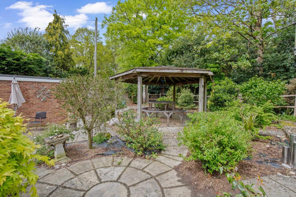 Additional property image - South Bank, Hassocks, West Sussex, BN6 8JP