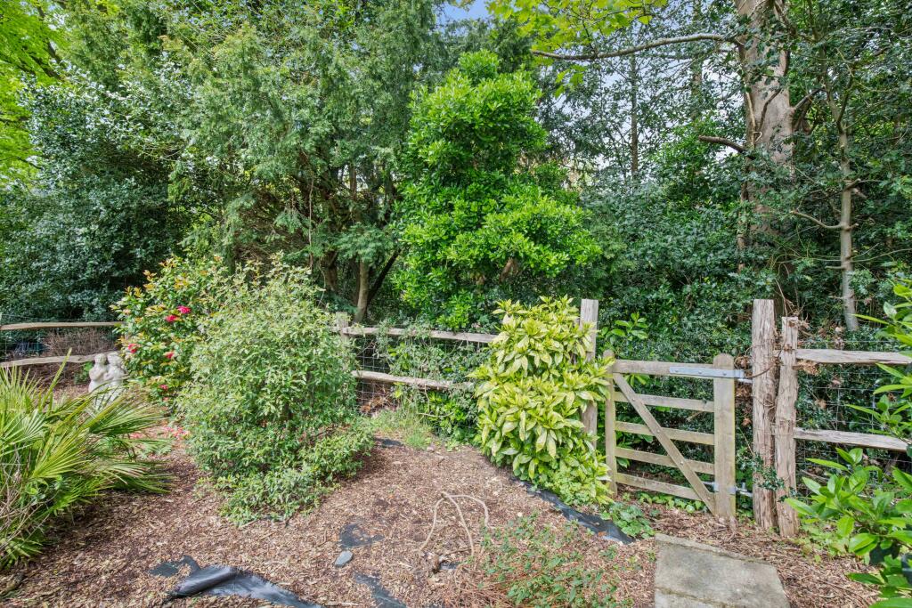 Additional property image - South Bank, Hassocks, West Sussex, BN6 8JP