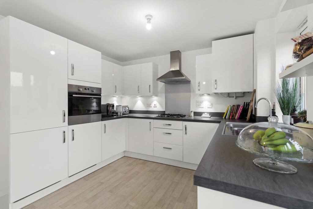 Additional property image - Hamfield Drive, Hassocks, West Sussex, BN6 9ZW