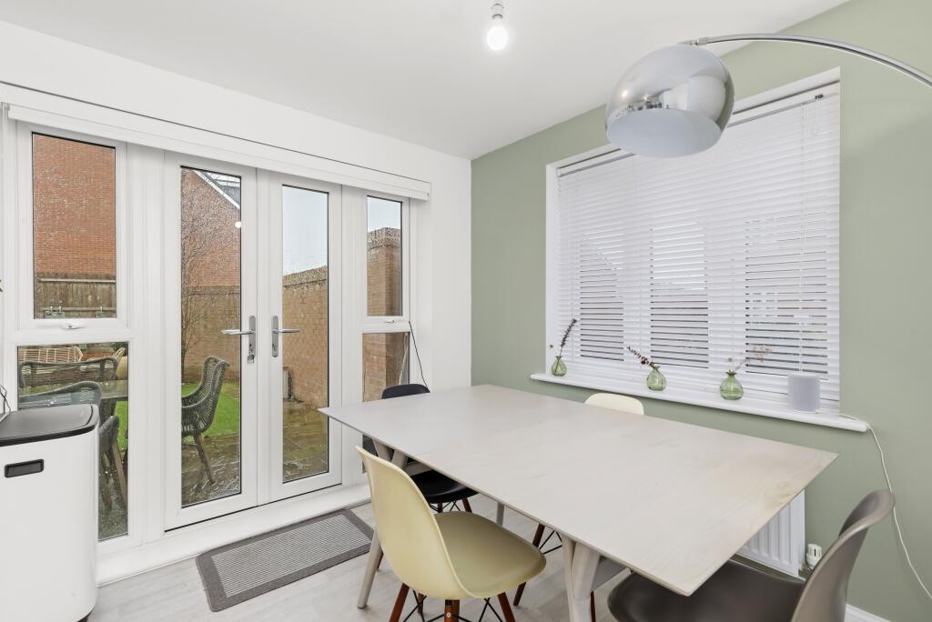 Additional property image - Hamfield Drive, Hassocks, West Sussex, BN6 9ZW
