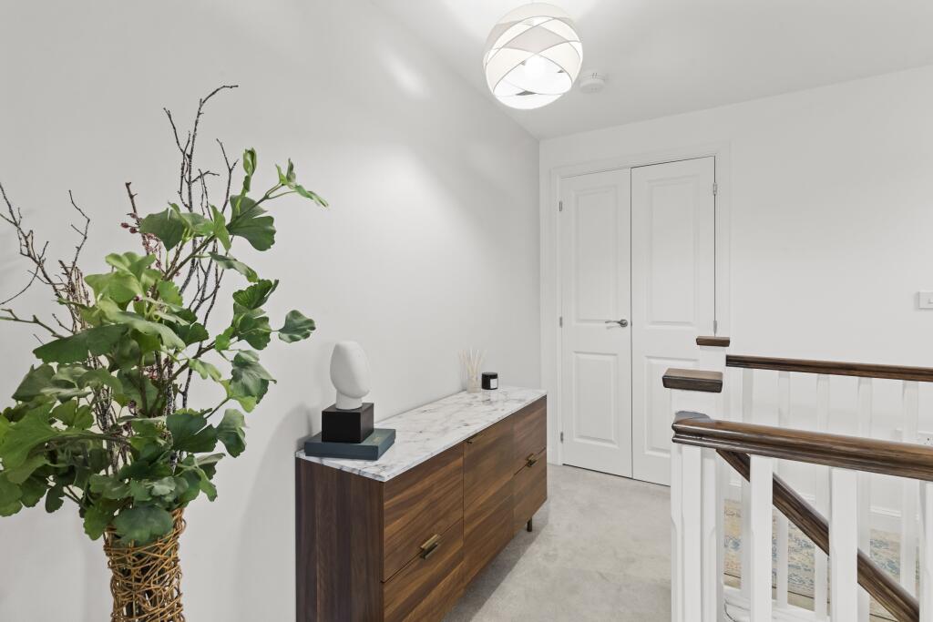 Additional property image - Hamfield Drive, Hassocks, West Sussex, BN6 9ZW