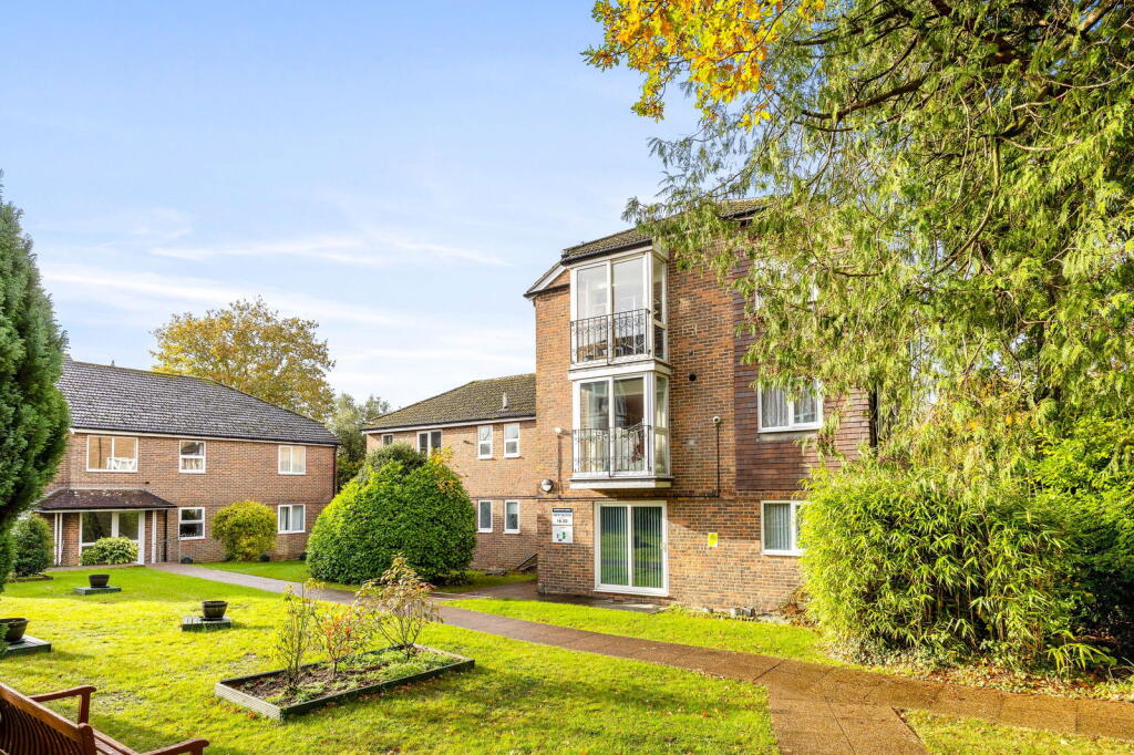 Main image of property: Hassocks Lodge, Keymer Road, Hassocks, West Sussex, BN6 8AT