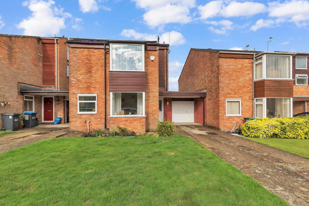 Main image of property: 25 North Court, Hassocks, West Sussex, BN6 8JS