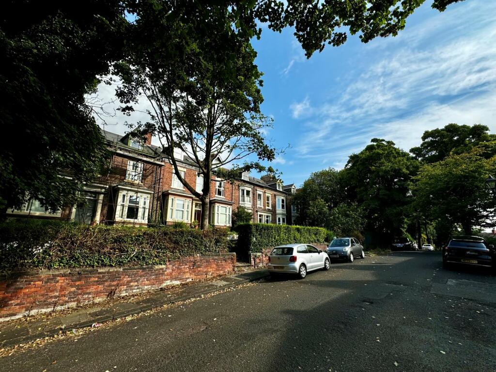 Main image of property: Thornhill Gardens, Sunderland, SR2