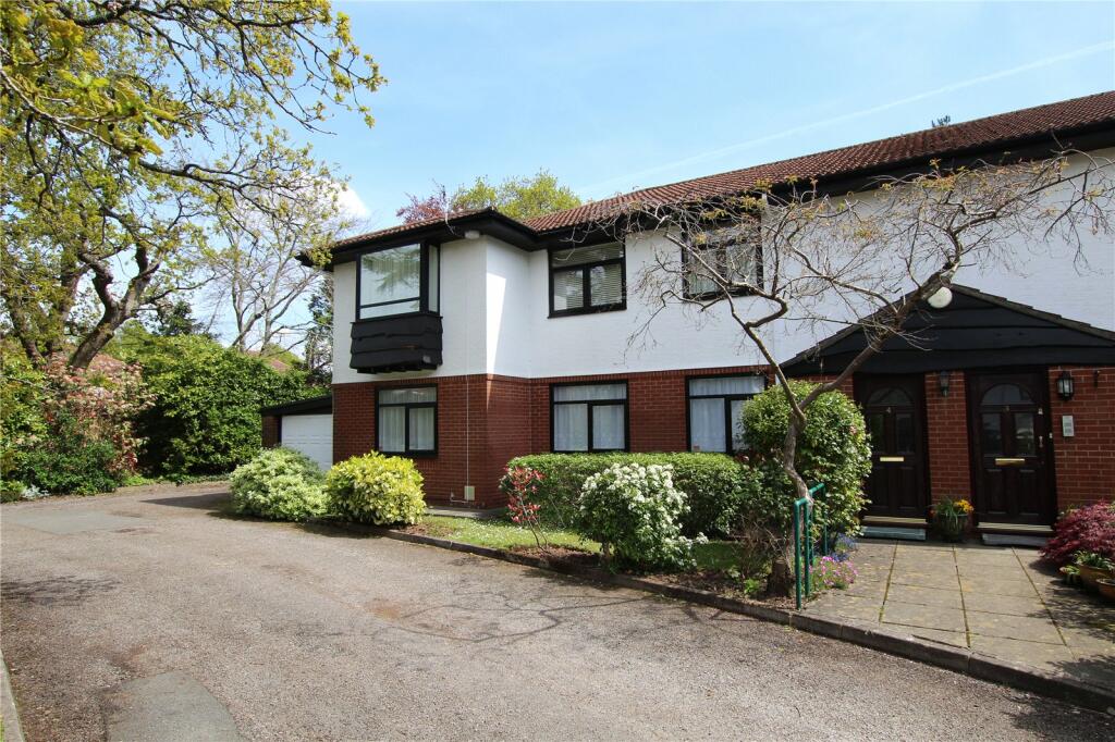 2 bedroom apartment for sale in Emsworth Court, Werngoch Road, Cyncoed