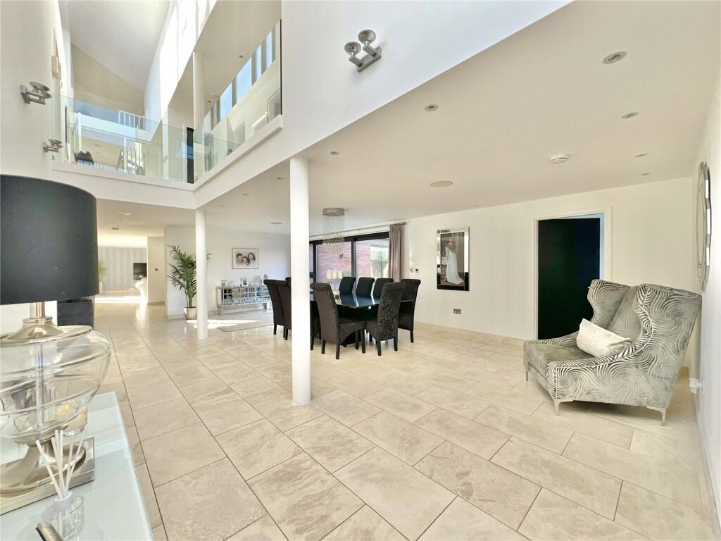 Additional property image - Nant Fawr Court, Heol Esgyn, Cyncoed, Cardiff, CF23