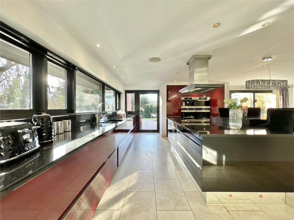 Additional property image - Nant Fawr Court, Heol Esgyn, Cyncoed, Cardiff, CF23