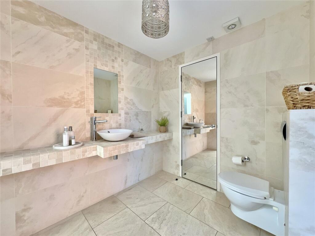 Additional property image - Nant Fawr Court, Heol Esgyn, Cyncoed, Cardiff, CF23