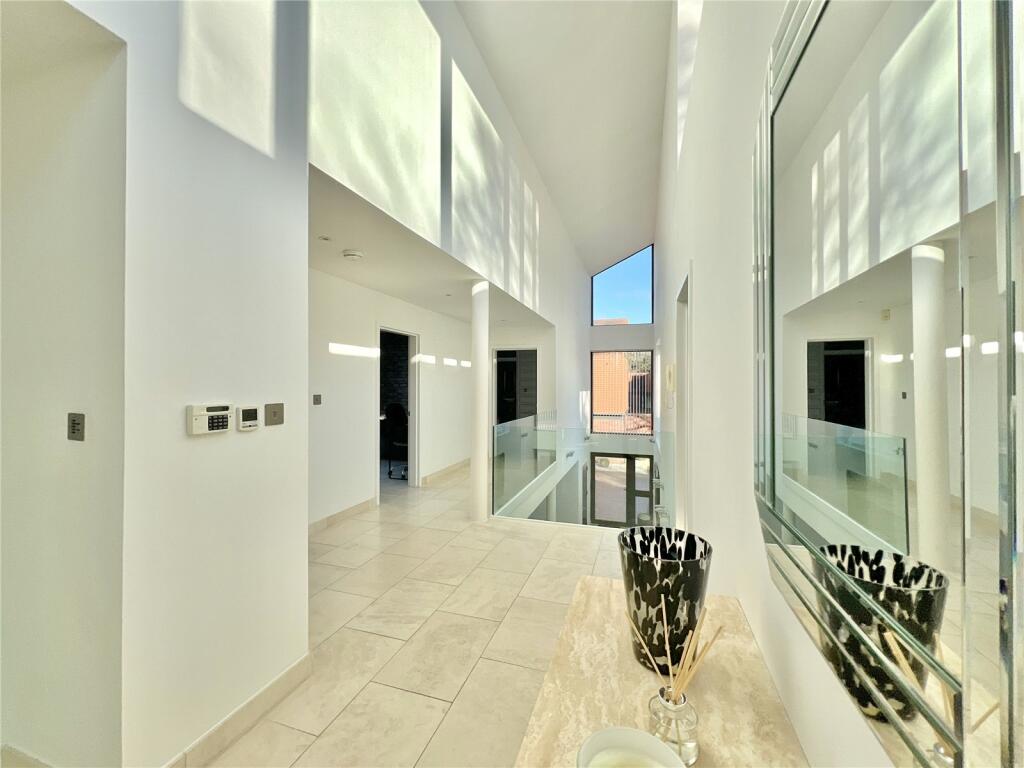 Additional property image - Nant Fawr Court, Heol Esgyn, Cyncoed, Cardiff, CF23