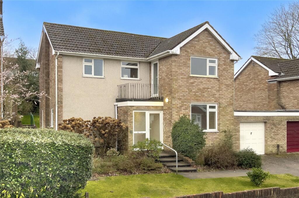 3 bedroom detached house for sale in Winnipeg Drive, Cyncoed, Cardiff, CF23