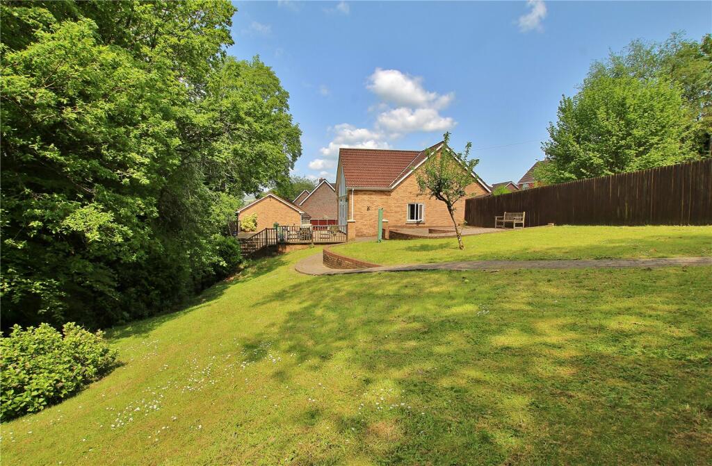 Additional property image - Ffordd Deg, Caerphilly, CF83