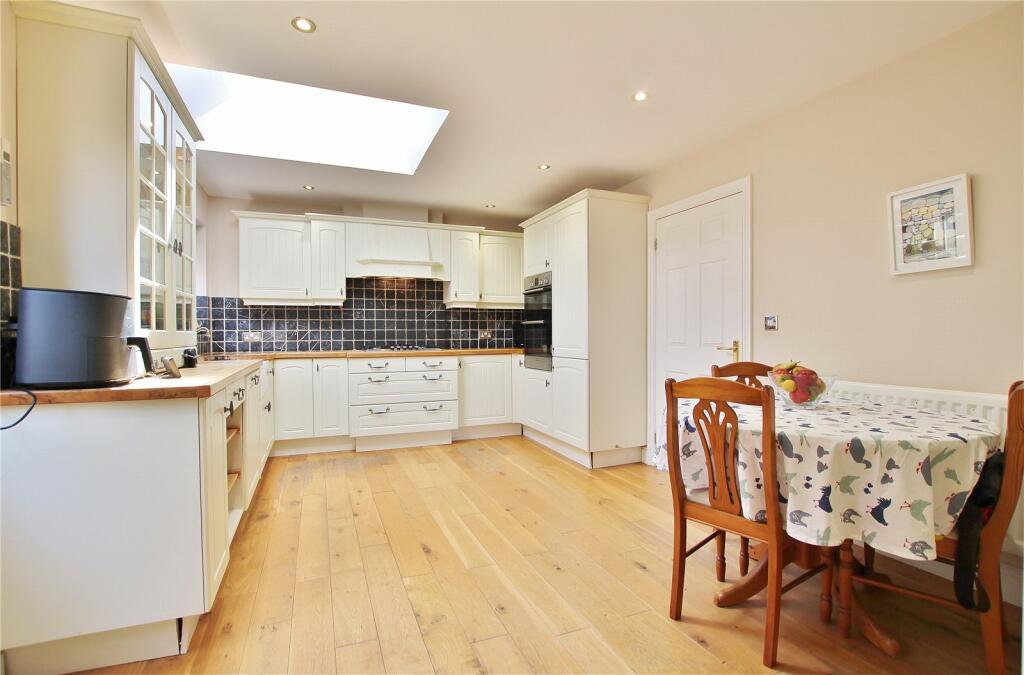 Additional property image - Ffordd Deg, Caerphilly, CF83