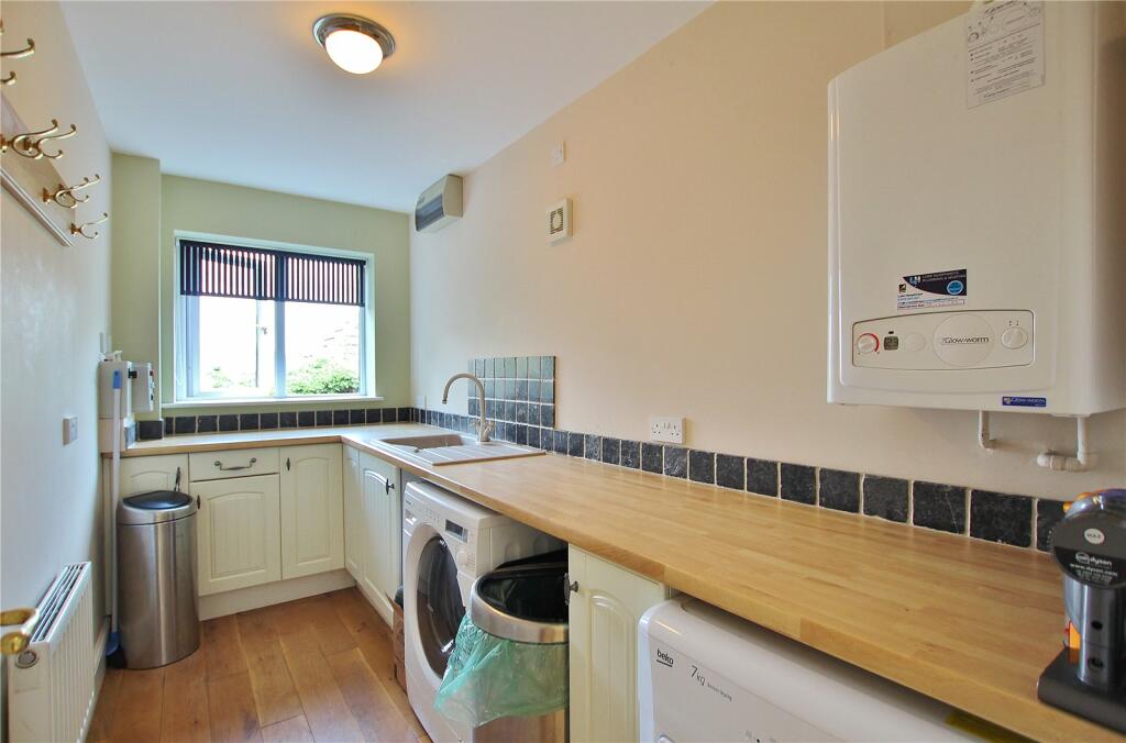Additional property image - Ffordd Deg, Caerphilly, CF83