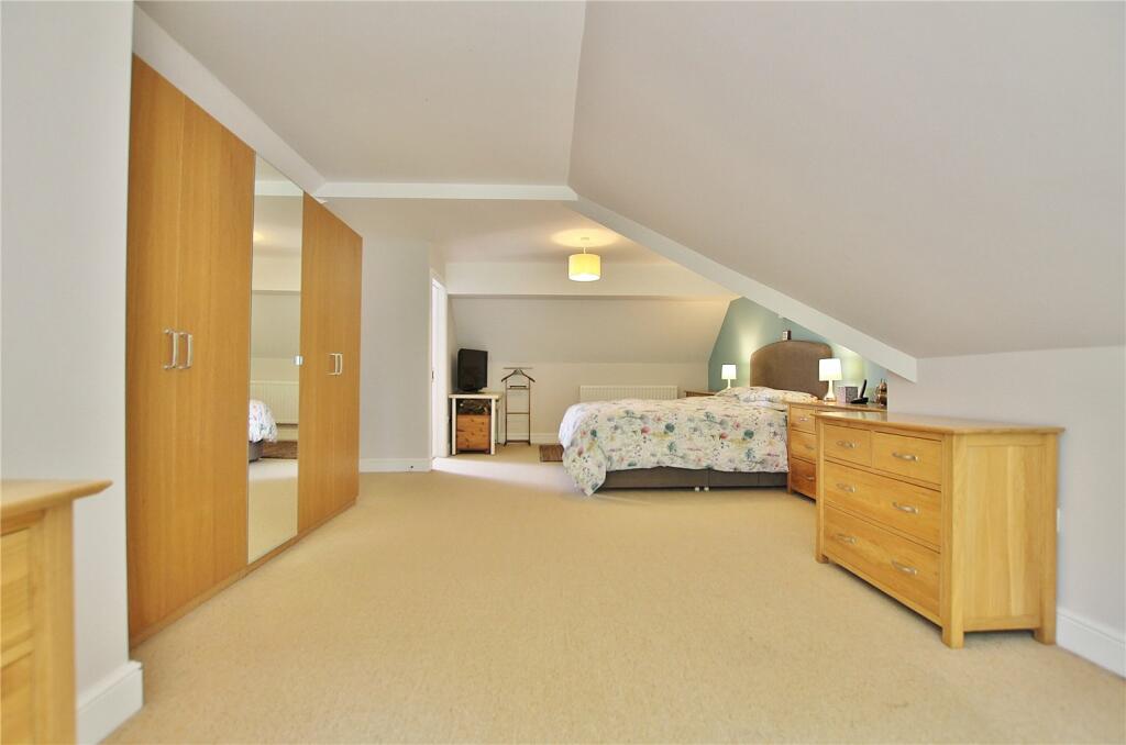 Additional property image - Ffordd Deg, Caerphilly, CF83
