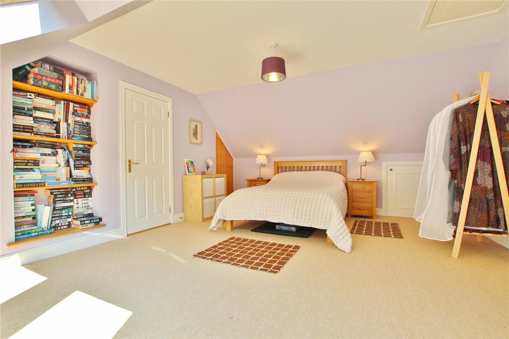 Additional property image - Ffordd Deg, Caerphilly, CF83