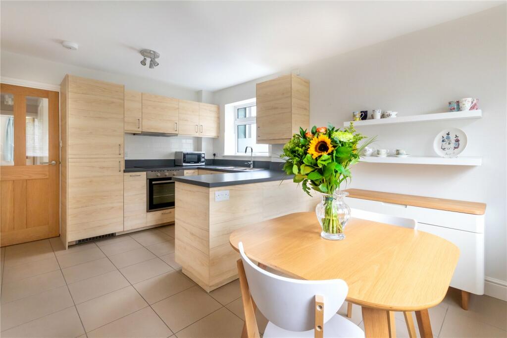 Additional property image - Duffryn Close, Roath Park, Cardiff, CF23