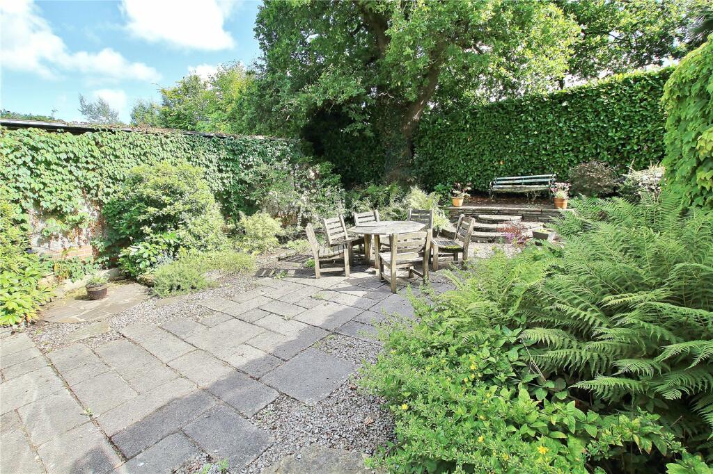 Additional property image - Cyncoed Place, Cyncoed, Cardiff, CF23