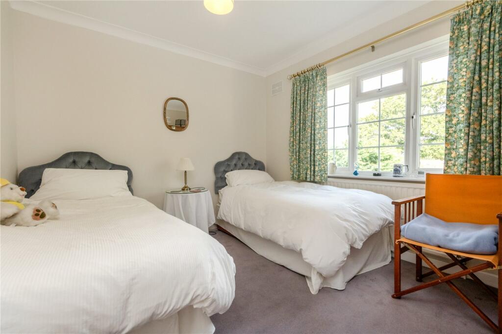 Additional property image - Llandennis Green, Cyncoed, Cardiff, CF23