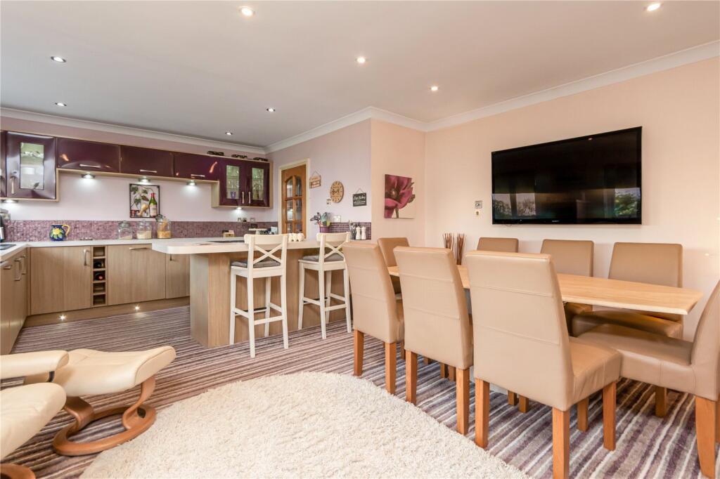 Additional property image - Cefn Coed Gardens, Cyncoed, Cardiff, CF23