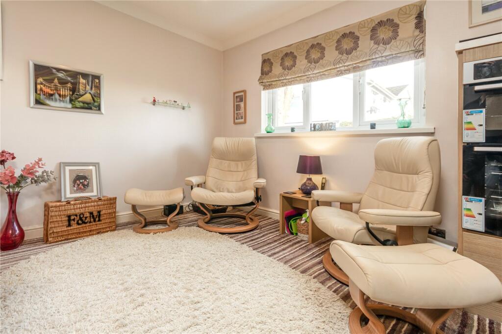 Additional property image - Cefn Coed Gardens, Cyncoed, Cardiff, CF23