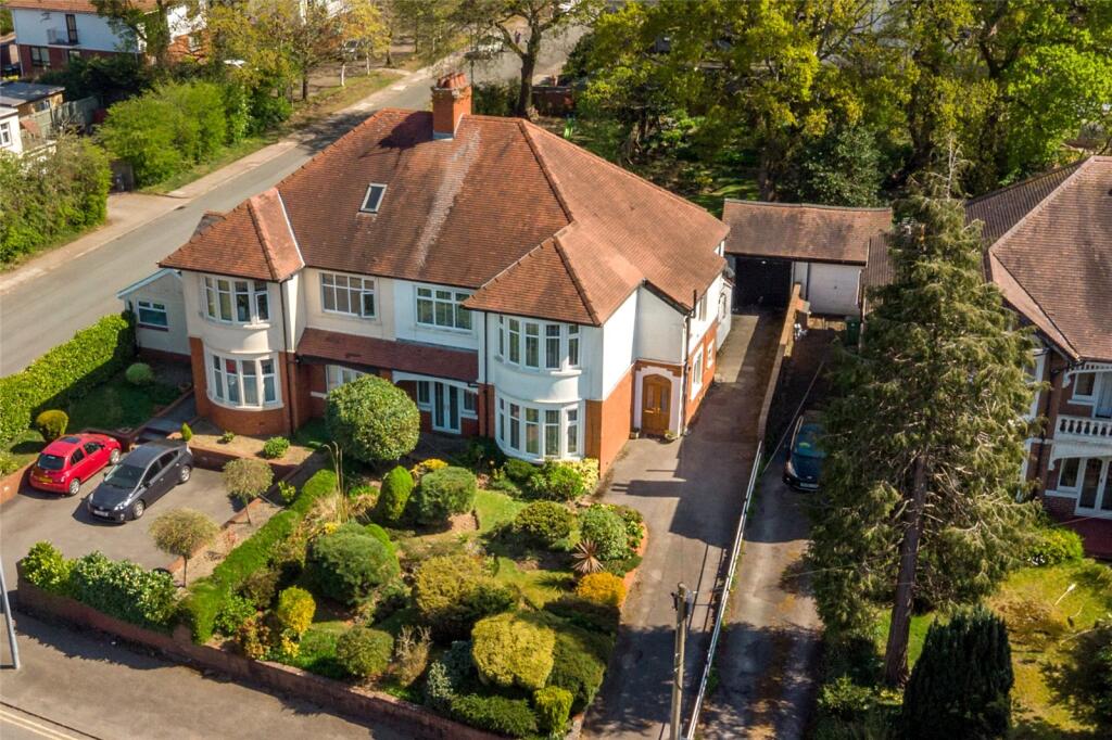 Main image of property: Cyncoed Road, Cyncoed, Cardiff, CF23