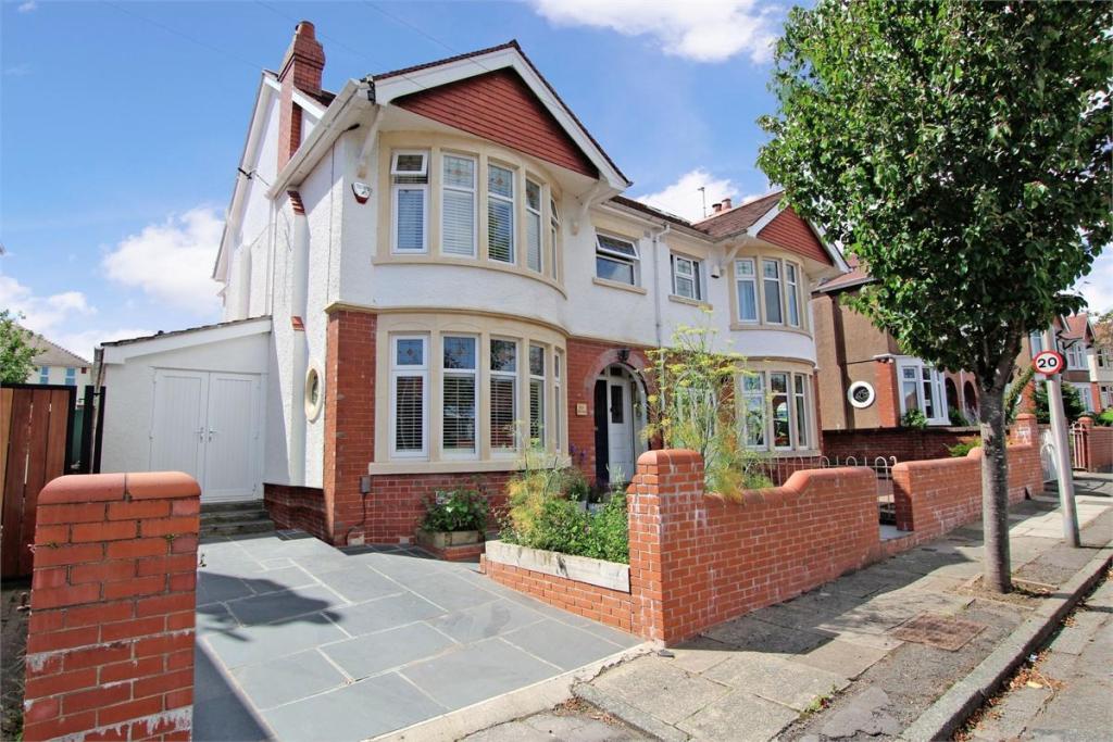 4 bedroom semidetached house for sale in Earl's Court Road, Penylan