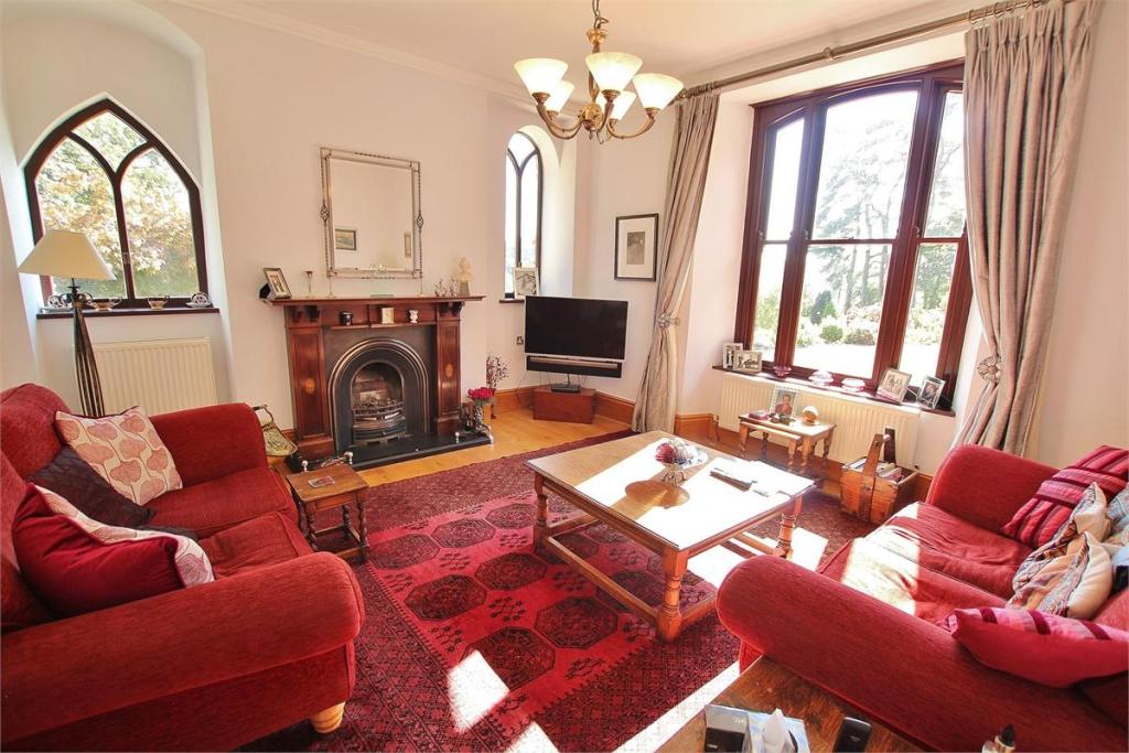 5 bedroom detached house for sale in Vaynor, Pontsarn, Merthyr Tydfil, CF48