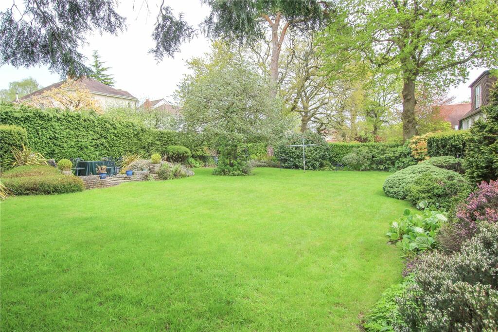 4 bedroom detached house for sale in Ty Gwyn Avenue, Penylan, Cardiff, CF23