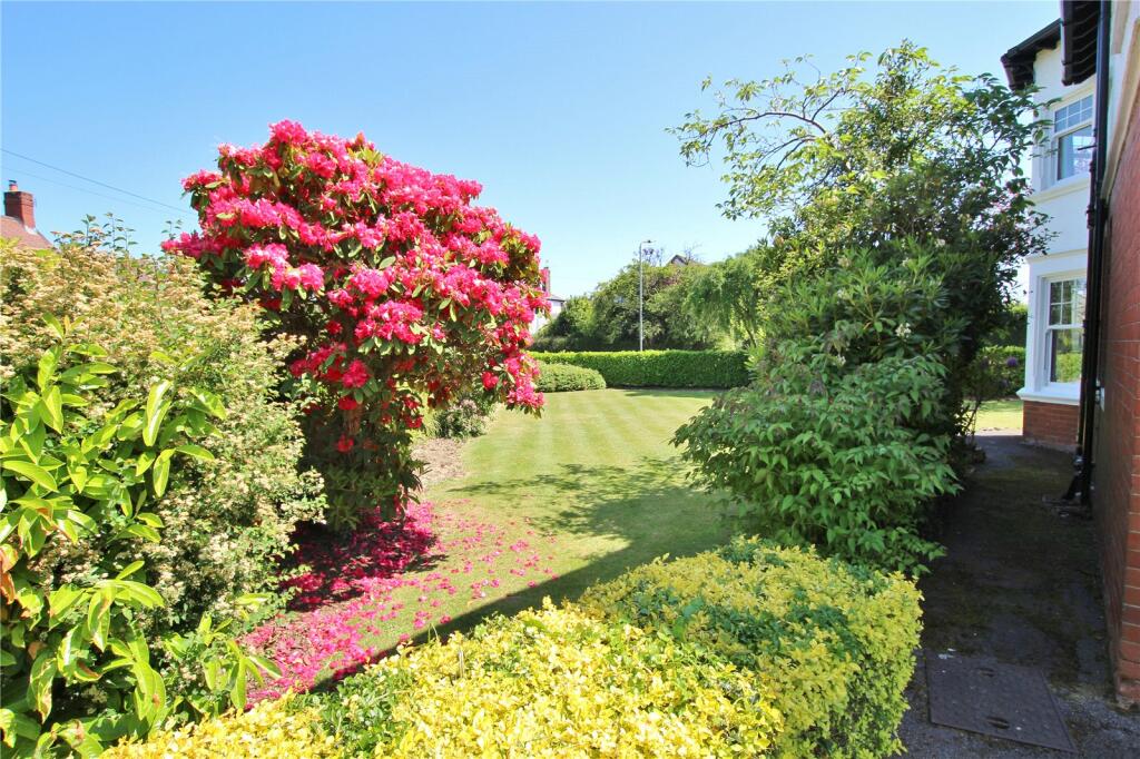 Additional property image - Hollybush Road, Cyncoed, Cardiff, CF23