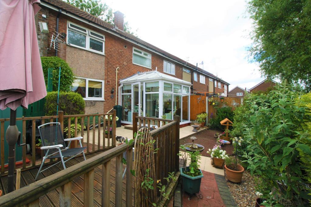 3 bedroom semidetached house for sale in Wardle Brook Walk, Hattersley
