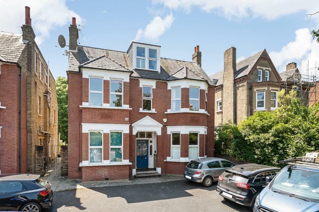 2 bedroom apartment for sale in Perry Vale, Forest Hill, London, SE23
