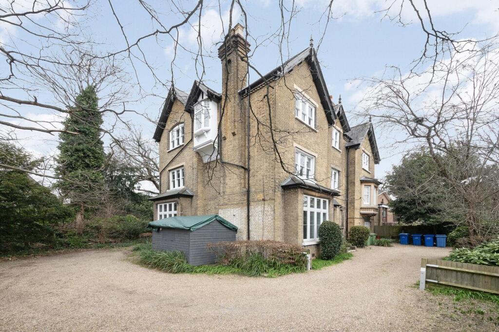 Main image of property: Dulwich Wood Park, Upper Norwood, SE19