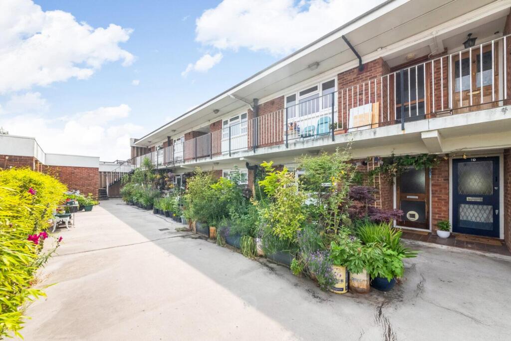 Main image of property: Lordship Lane, East Dulwich, London, SE22