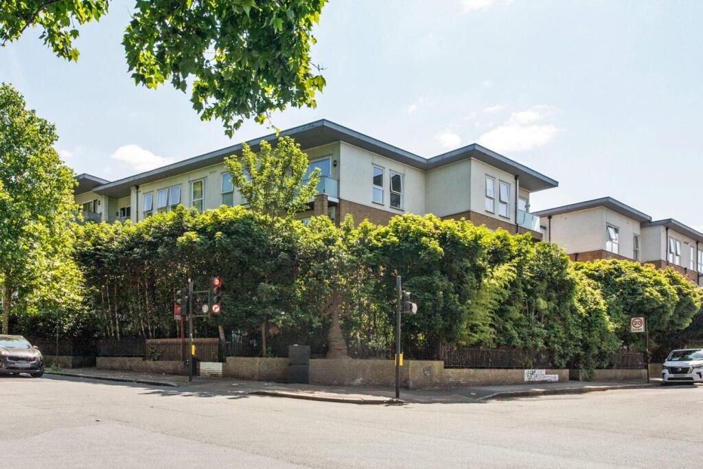 Main image of property: East Dulwich Road, East Dulwich, London, SE22