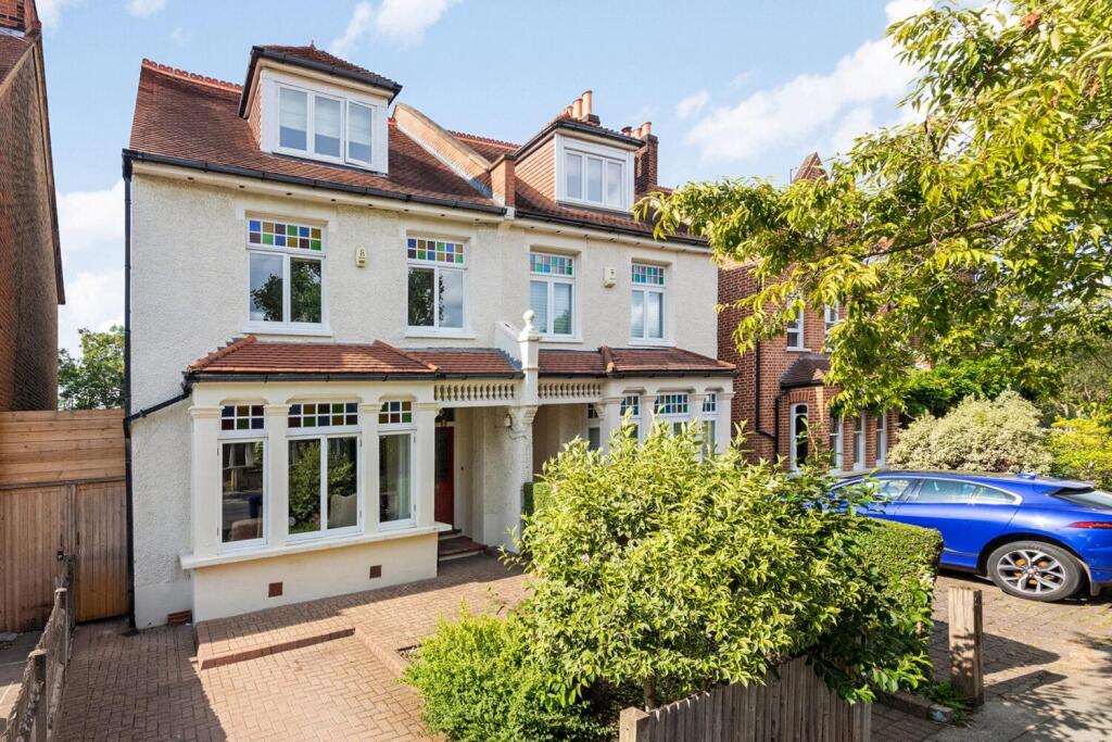 Main image of property: Grove Park, Camberwell, London, SE5