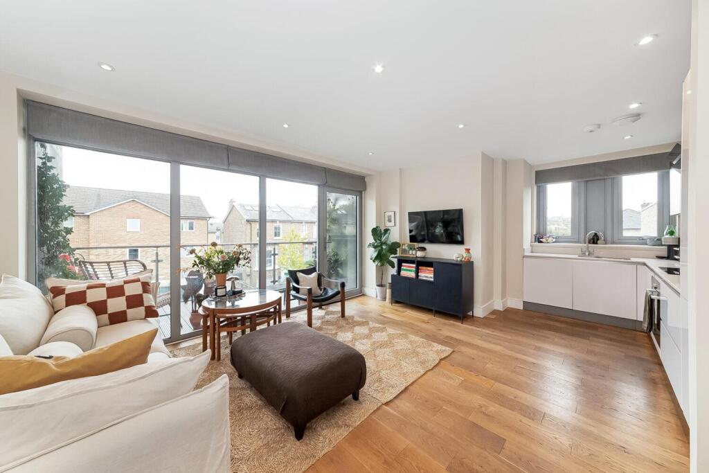 Main image of property: Crystal Palace Road, East Dulwich, London, SE22