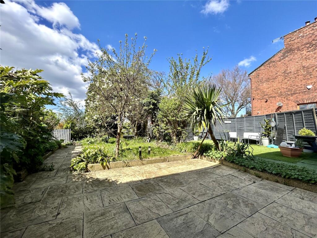 3 bedroom town house for sale in Astley Street, Dukinfield, Greater