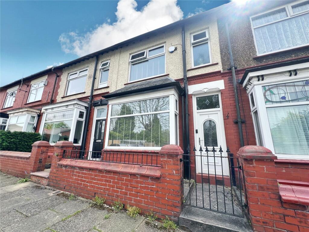 3 bedroom terraced house for sale in Carlton Road, AshtonunderLyne