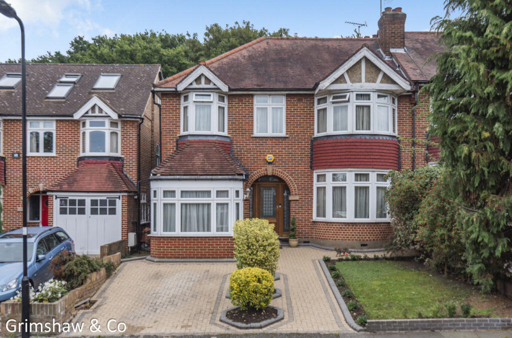 Main image of property: Birkdale Road, Ealing W5 1JZ