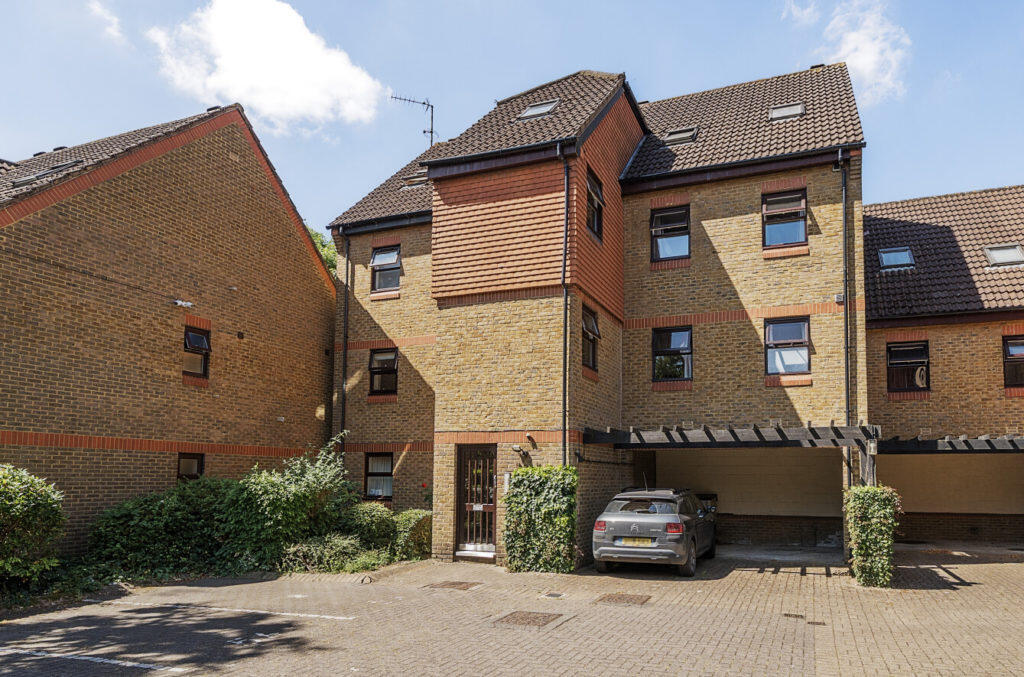 Main image of property: Pursewardens Close, Ealing, W13