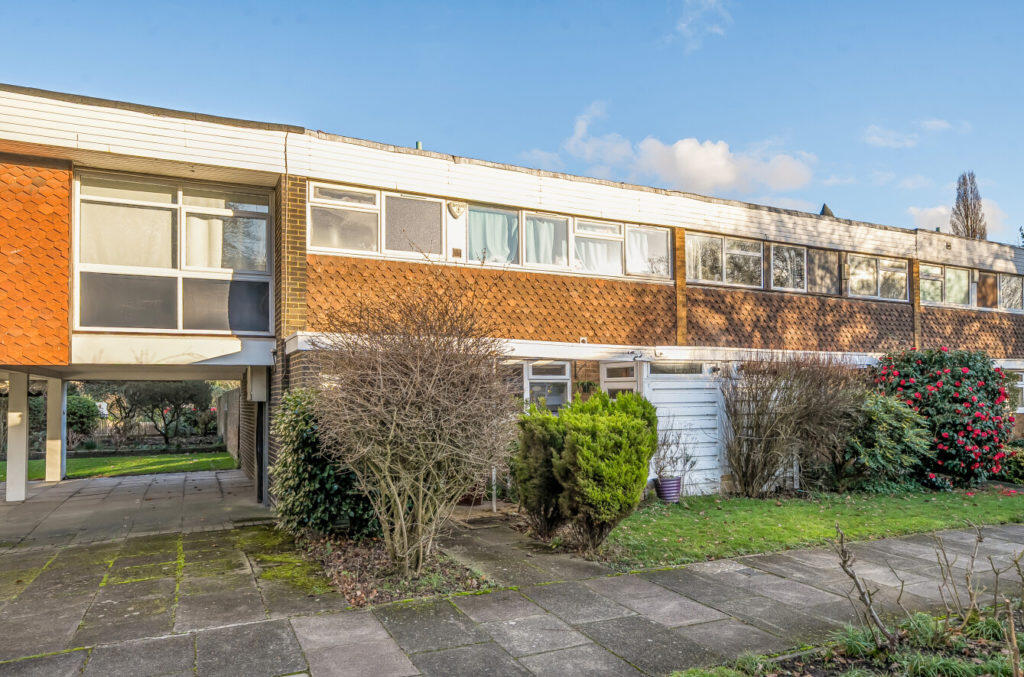 Main image of property: Heronsforde, Ealing, W13