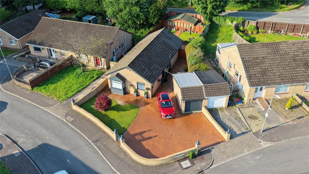 Main image of property: Alderwood Close, St Mellons, Cardiff, CF3